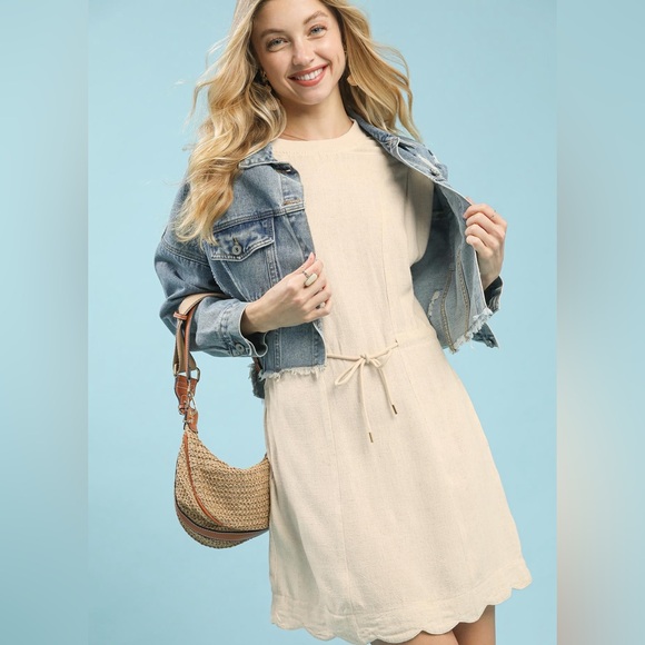 ❤️Hello Gorgeous! Umgee Linen Blend Scallop Hem Mini Dress - Oatmeal - Picture 2 of 8